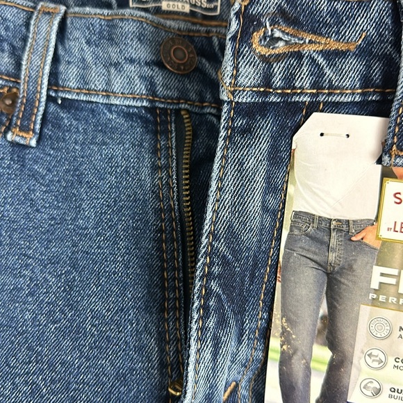 Levi Strauss Men’s Gold Flex Performance Regular Jeans 29W/30L  New with… - Picture 8 of 11